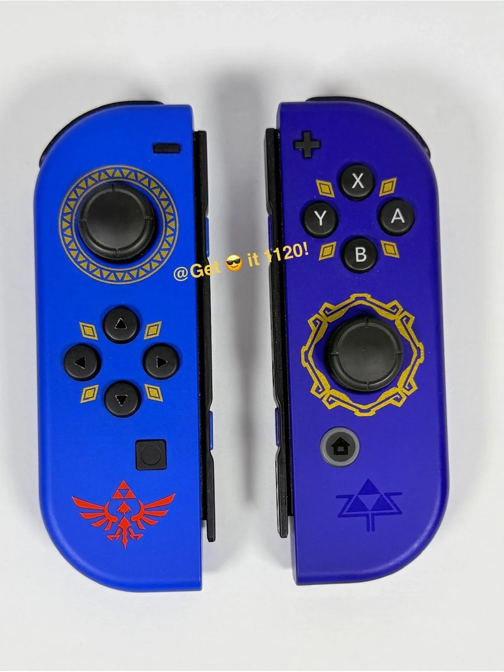 Bundle Nintendo Switch Joy-Con (L)(R) Zelda + Joy Con Comfort Grip & Charging